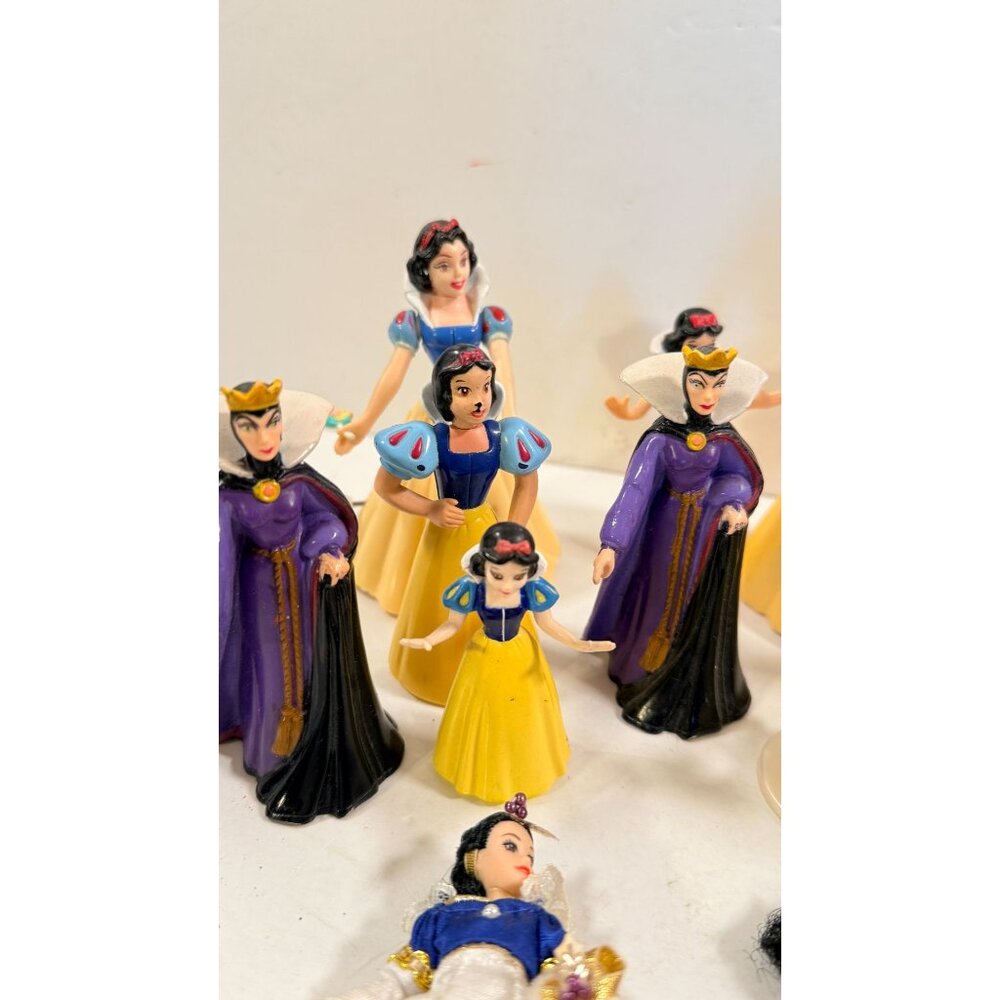 Vintage Snow White Wicked Evil Witch Prince 1990s PVC Figurines Toy Lot - Picture 7 of 16